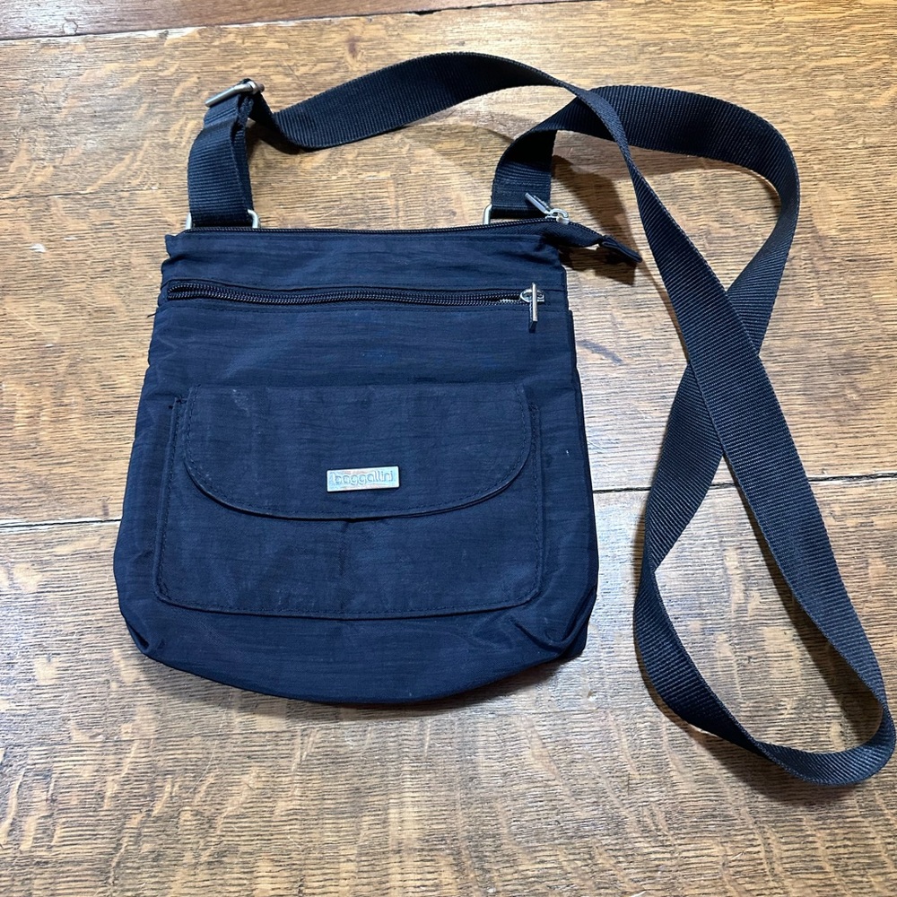 Baggalini travel purse black ‎ Bag